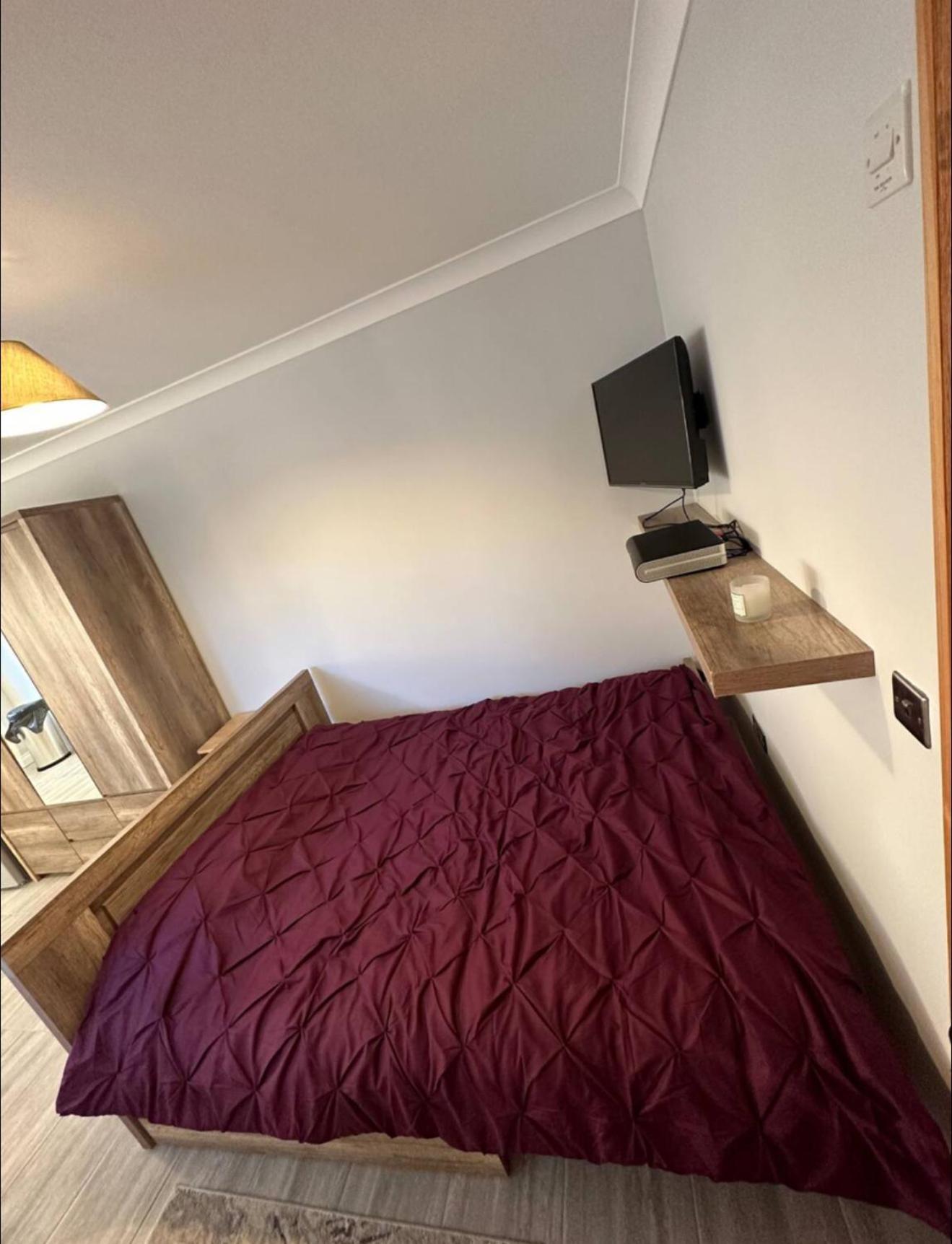 Apartment Gatwick Cosy